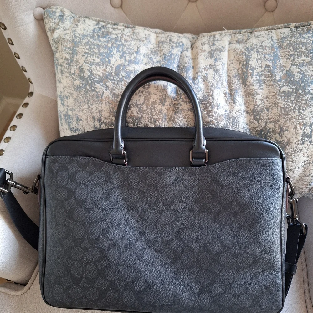 NWT COACH BECKETT SLIM BRIEF IN SIGNATURE CANVAS